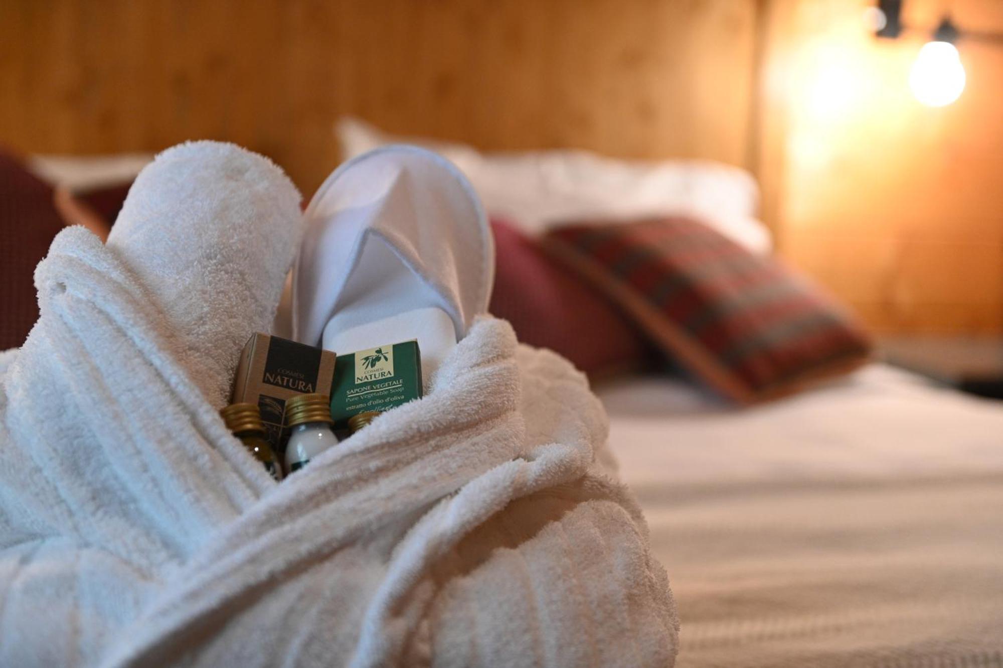 Il Ciocco Hotels Barga Habitación foto